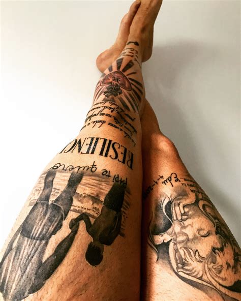Tatuajes de chupetes. . Tatuajes pierna hombre